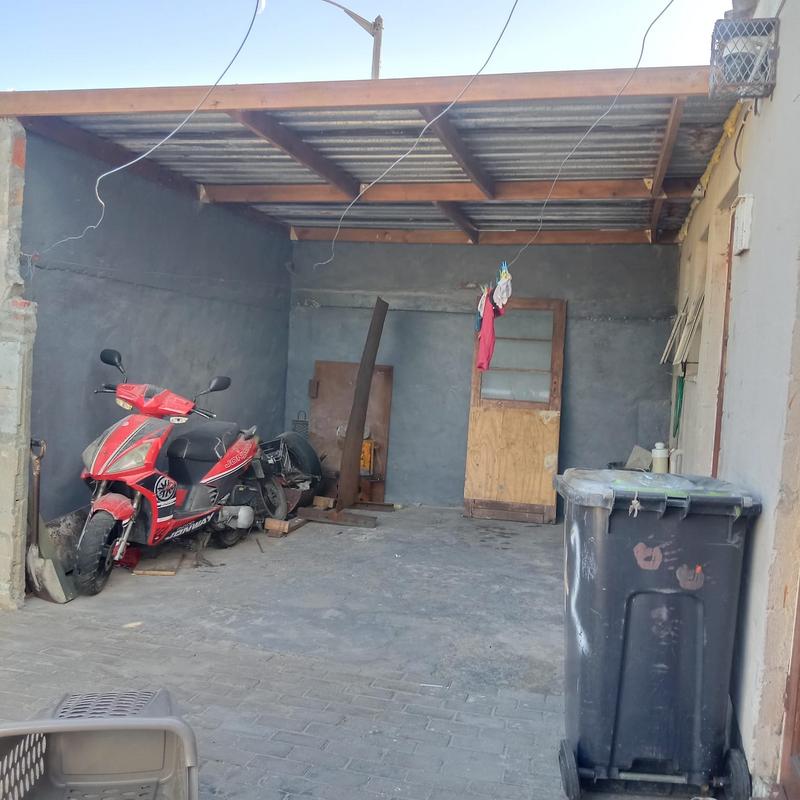 4 Bedroom Property for Sale in Beacon Valley Western Cape